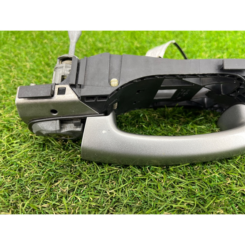 Ручка двери внешняя (кузов и элементы) Volkswagen Passat B7 2013 2.5