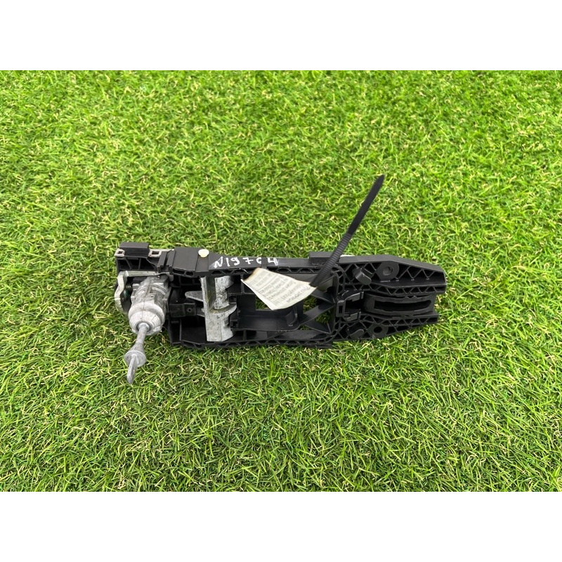 Ручка двери внешняя (кузов и элементы) Volkswagen Passat B7 2013 2.5