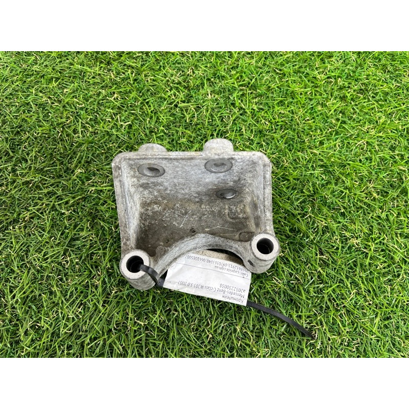 Кронштейн (двигатель и элементы) Mercedes-Benz C-class W203 2007 3.0 a2032230038