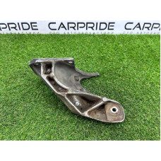 Кронштейн подушки двигателя