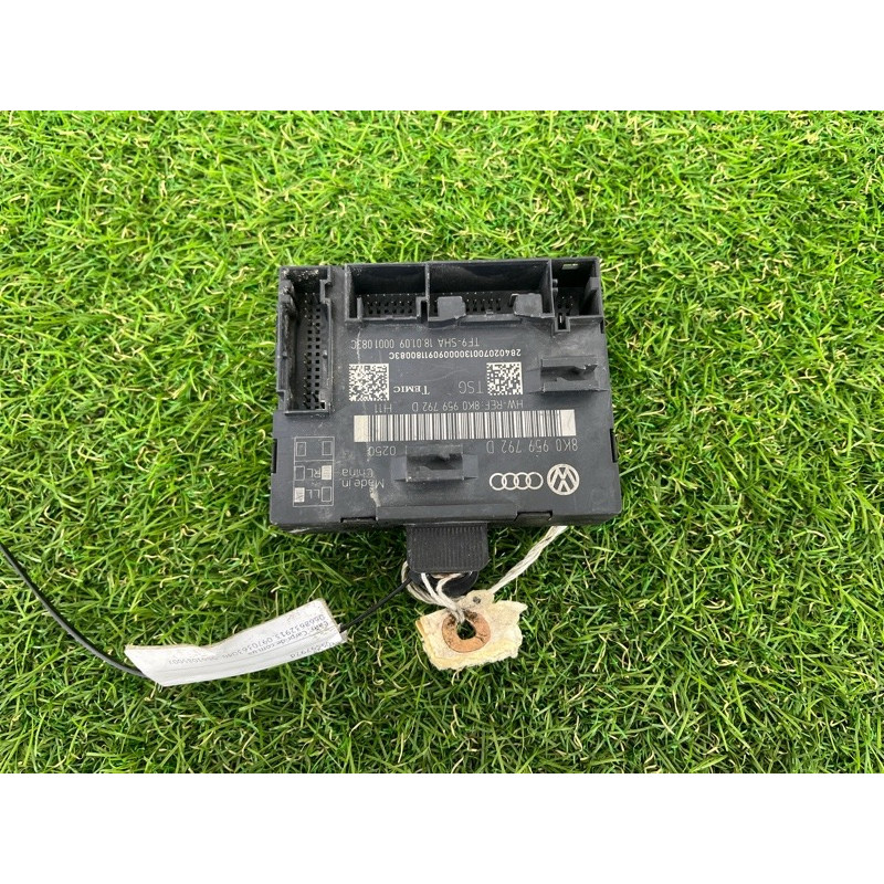 Блок управления дверьми (электрика / блок управления) Audi Q5 8R 8k0959792d