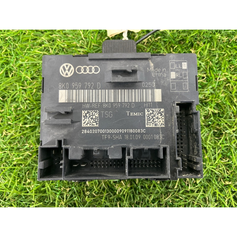Блок управления дверьми (электрика / блок управления) Audi Q5 8R 8k0959792d