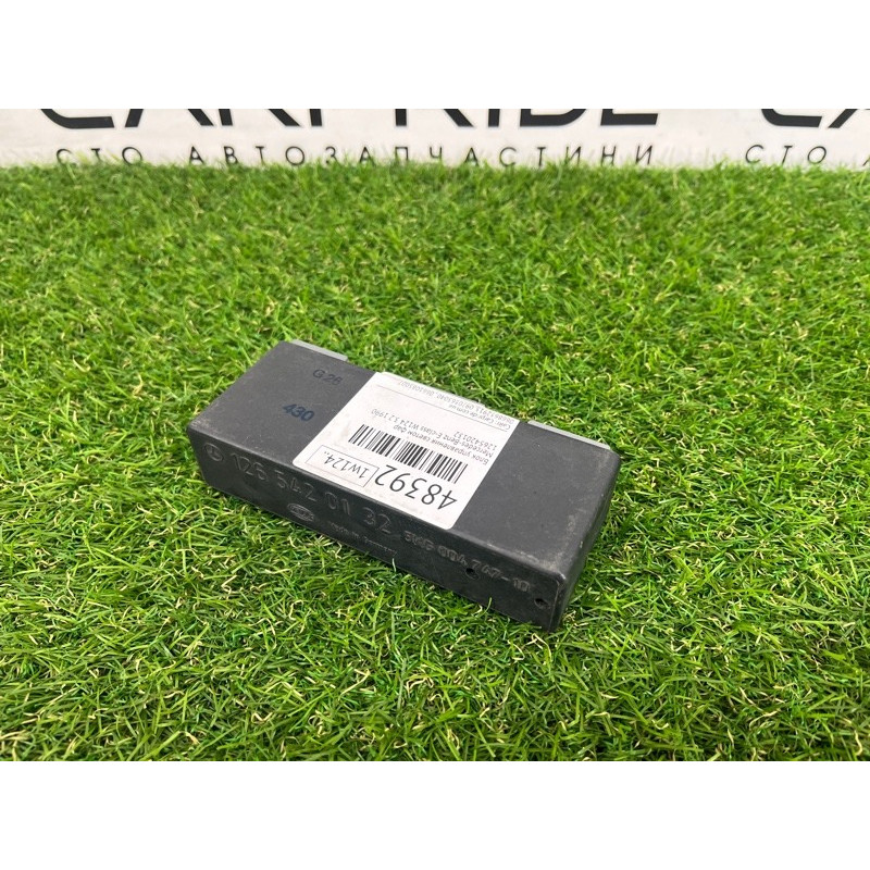 Блок управления светом (электрика / блок управления) Mercedes-Benz E-class W124 1990 3.2 A1265420132