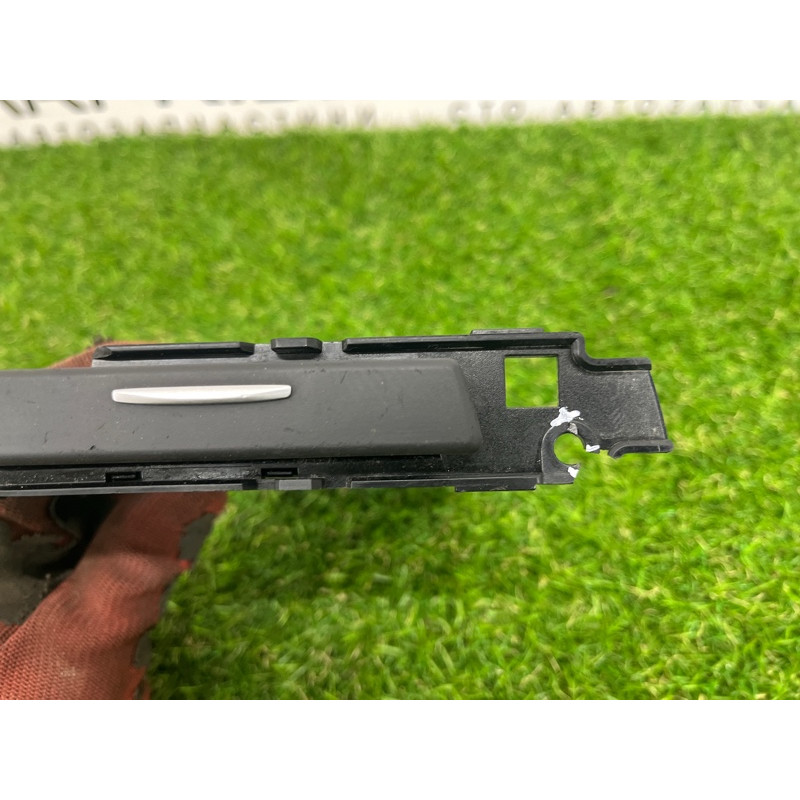 Підстаканник (салон) BMW 3-series E92 2010 3.0 N54 51459173469