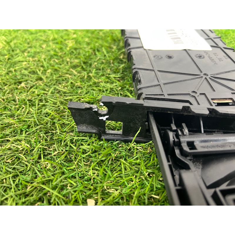 Підстаканник (салон) BMW 3-series E92 2010 3.0 N54 51459173469