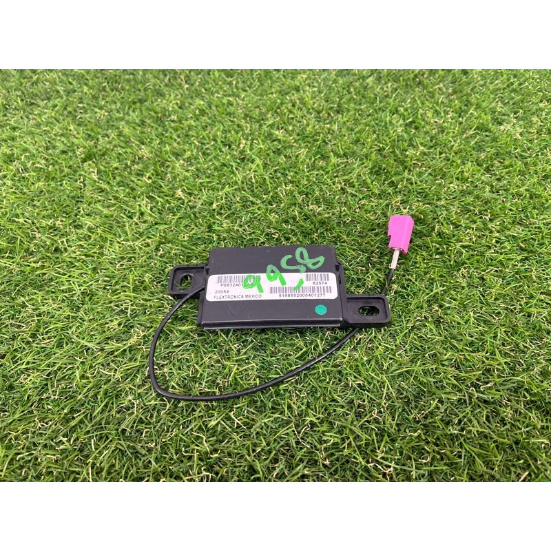 Антенна бесключевого доступа (электрика) Jeep Renegade BU 2020 2.4 68324012aa