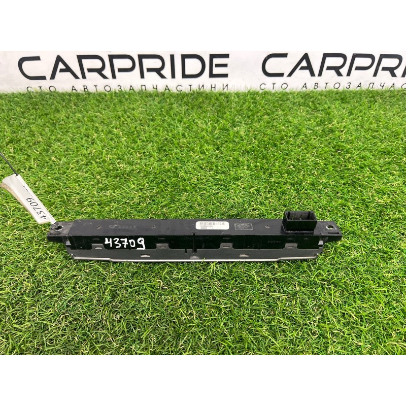 Блок кнопок (электрика / кнопки) Land Rover Discovery 3 2008 yul500440wux