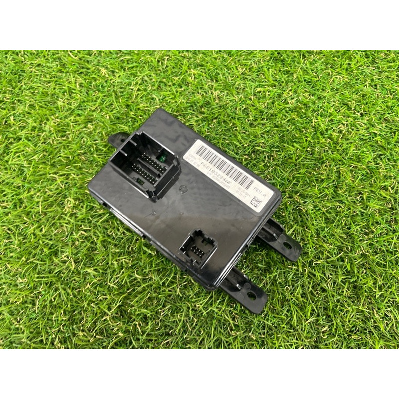 Блок управления климат-контролем (электрика / блок управления) Jeep Cherokee KL 2014 2.4 68103284af