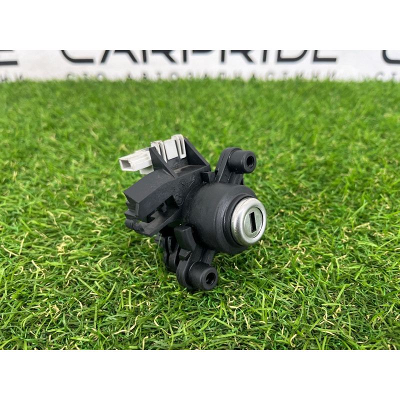 Замок багажника (кузов и элементы) BMW 5-series E60 M54b30 51247201533