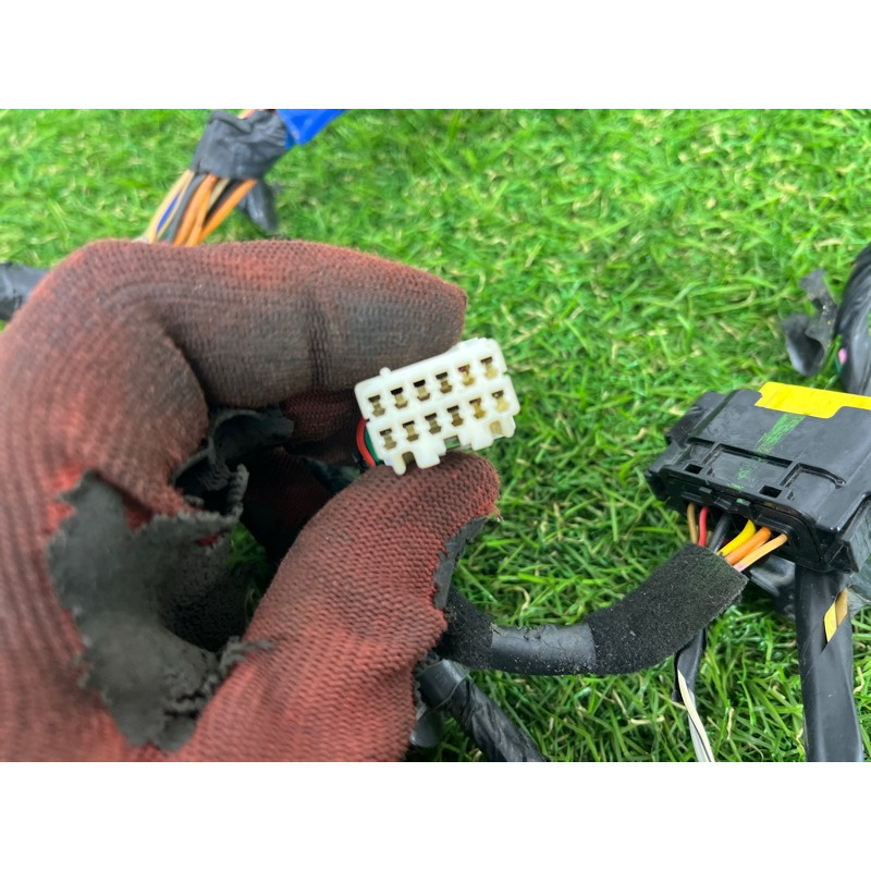 Проводка дверна (електрика) KIA Sorento UM 2013 2.4 916001U540