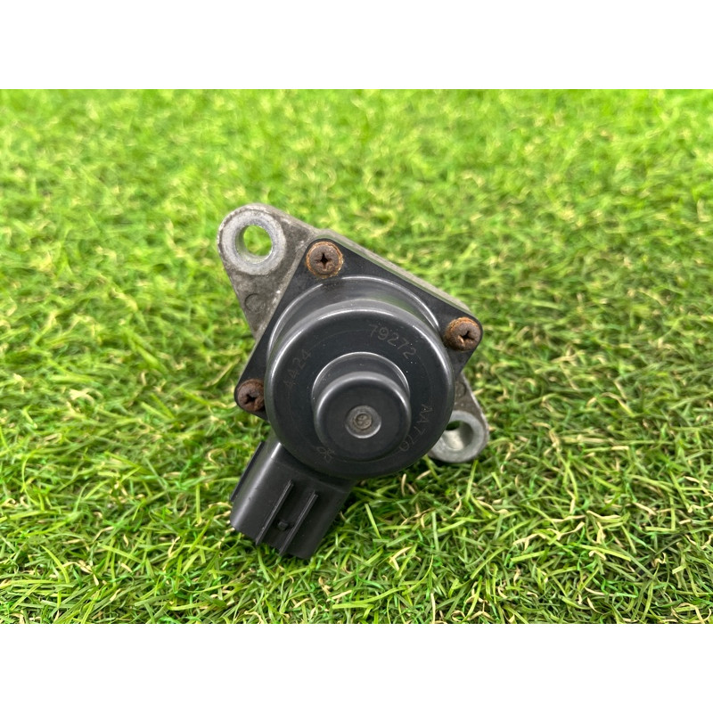 Клапан ЕГР (двигатель и элементы) Subaru Forester SH 79272aa770