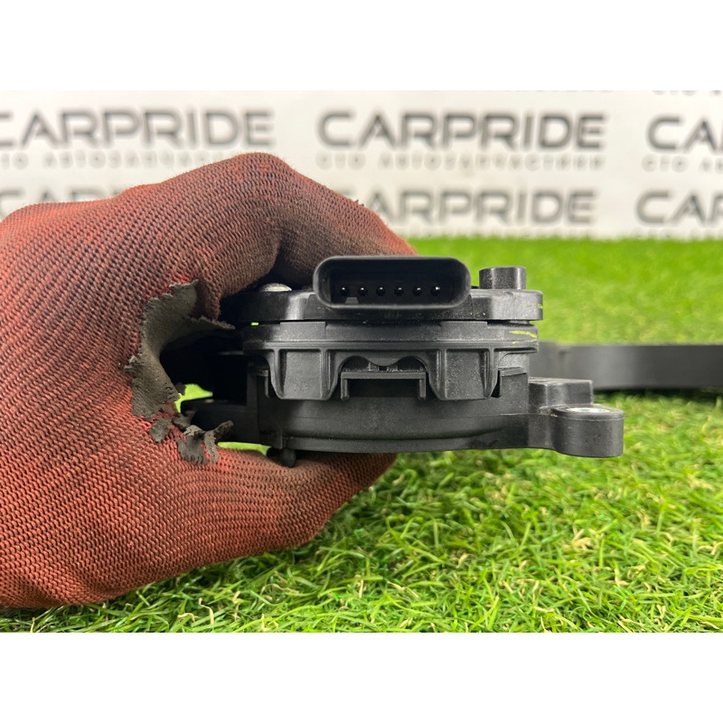 Педаль газа (электрика двигателя) Cadillac Xt5 1 2016 3.6 23134748