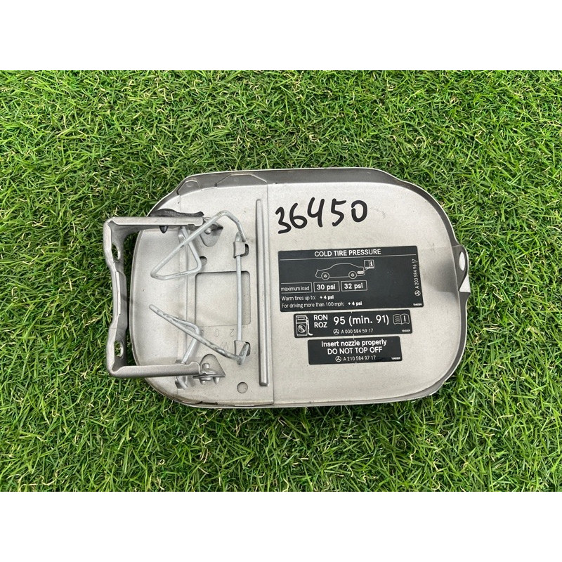 Лючок топливного бака (кузов и элементы) Mercedes-Benz C-class W203 2007 3.0 a0005845917