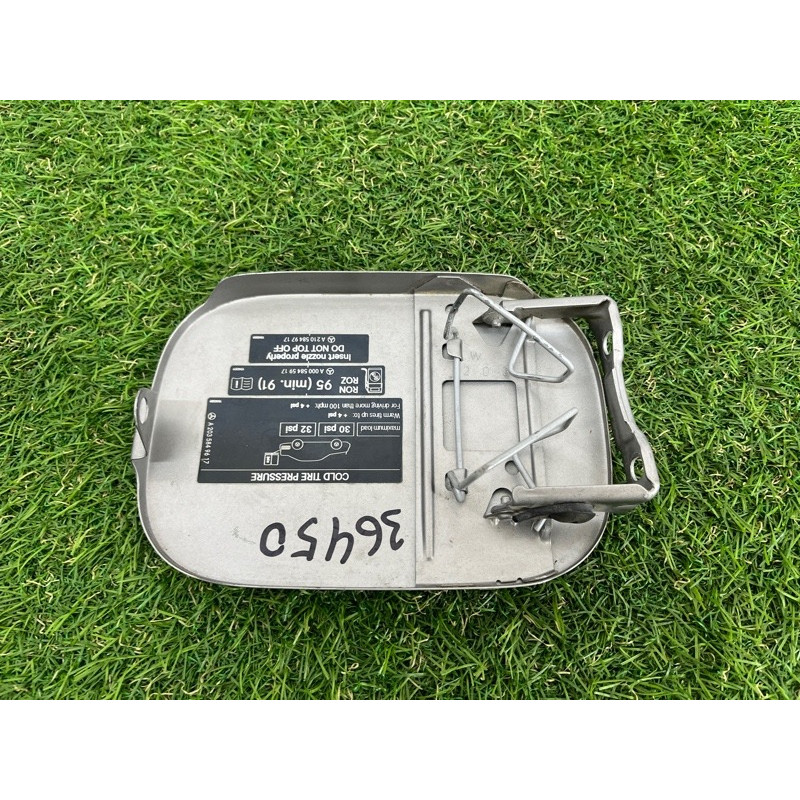 Лючок топливного бака (кузов и элементы) Mercedes-Benz C-class W203 2007 3.0 a0005845917