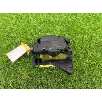 Привод заслонки отопителя