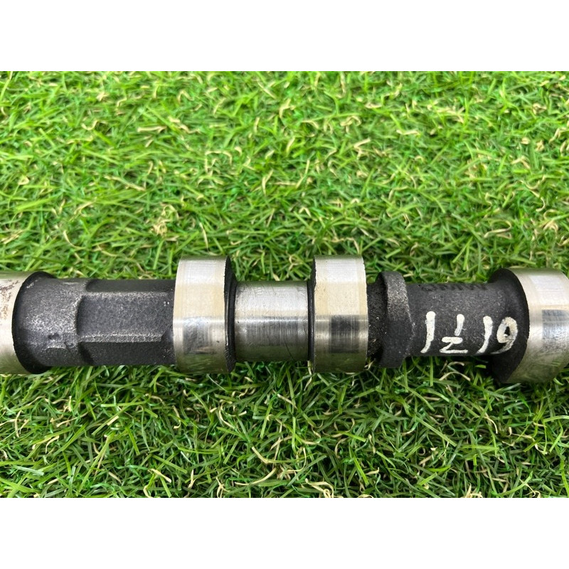 розпредвал (двигун та елементи) BMW 3-series E46 2246501