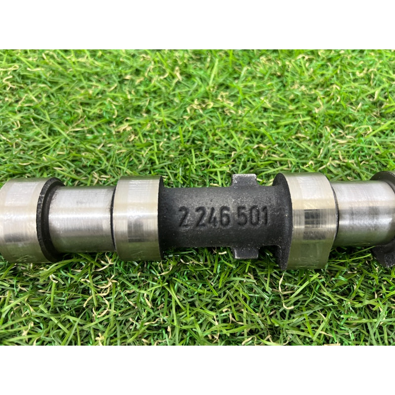 розпредвал (двигун та елементи) BMW 3-series E46 2246501