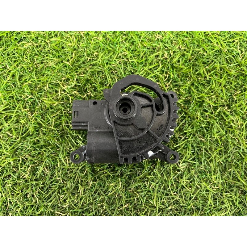 Привод заслонки отопителя (отопление и кондиционирование) Jeep Renegade BU 2016 2.4 A21102000