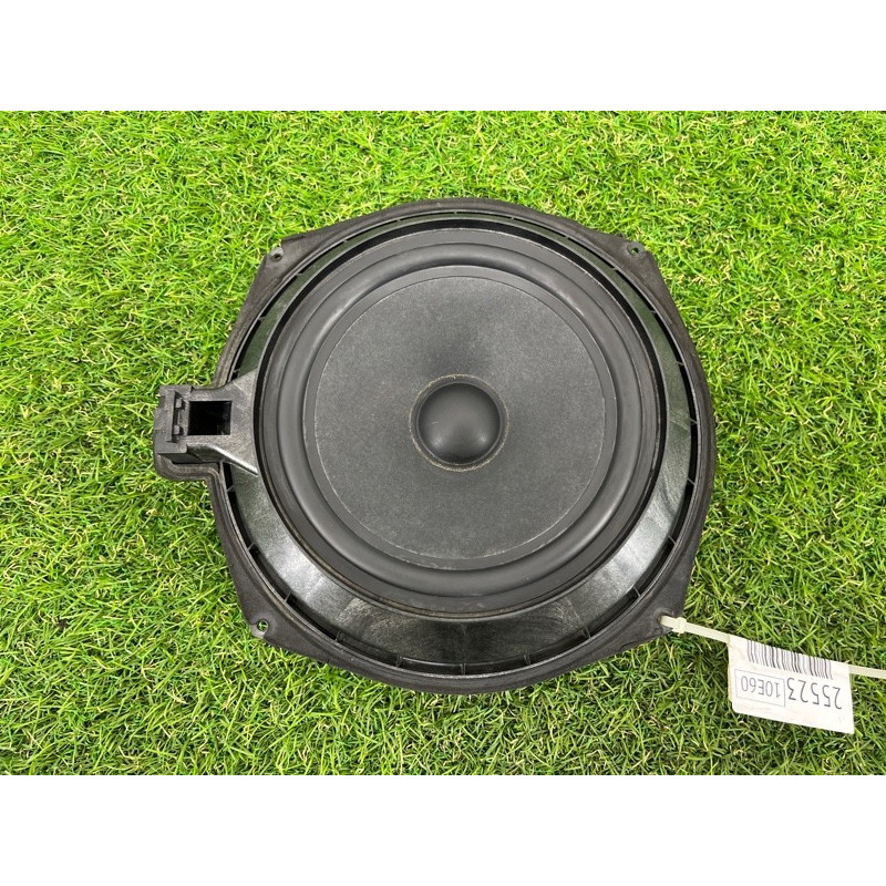 Сабвуфер (электрика) BMW 5-series E60 M54b30 65136929100