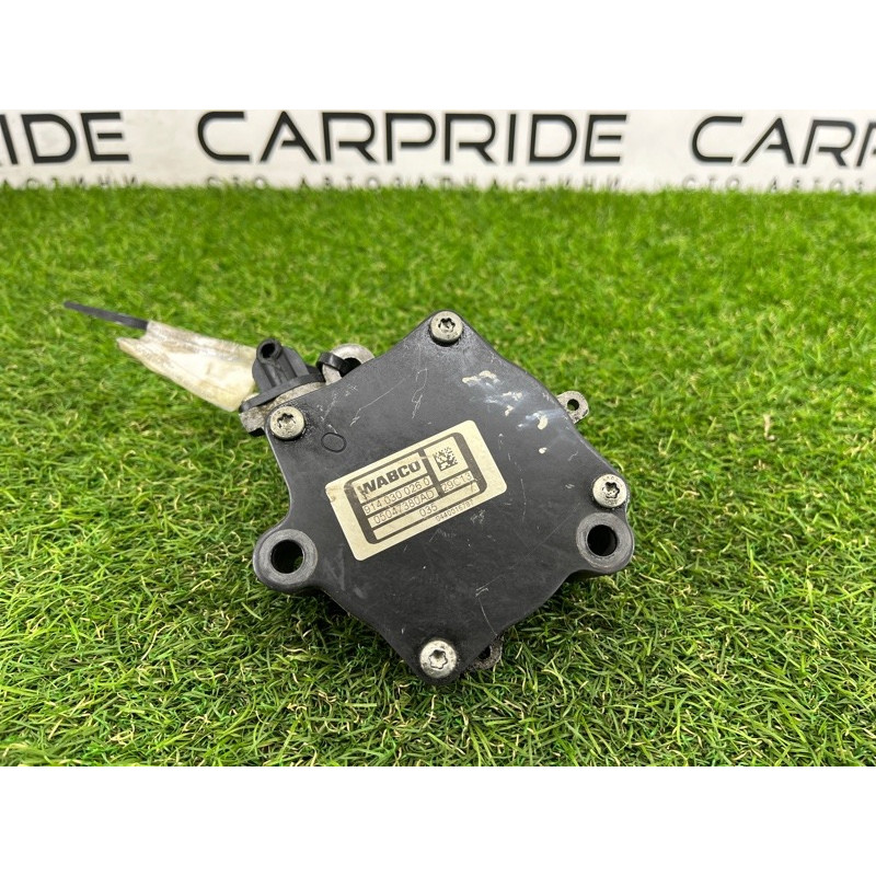 Вакуумный насос (тормозная система) Dodge Dart PF 2014 2.4 05047380ad