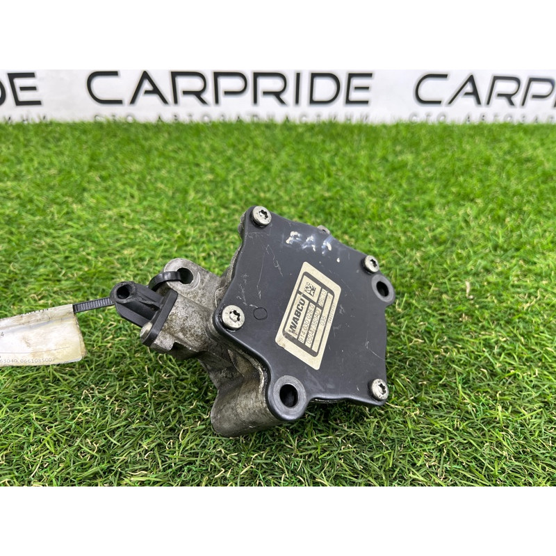 Вакуумный насос (тормозная система) Dodge Dart PF 2014 2.4 05047380ad