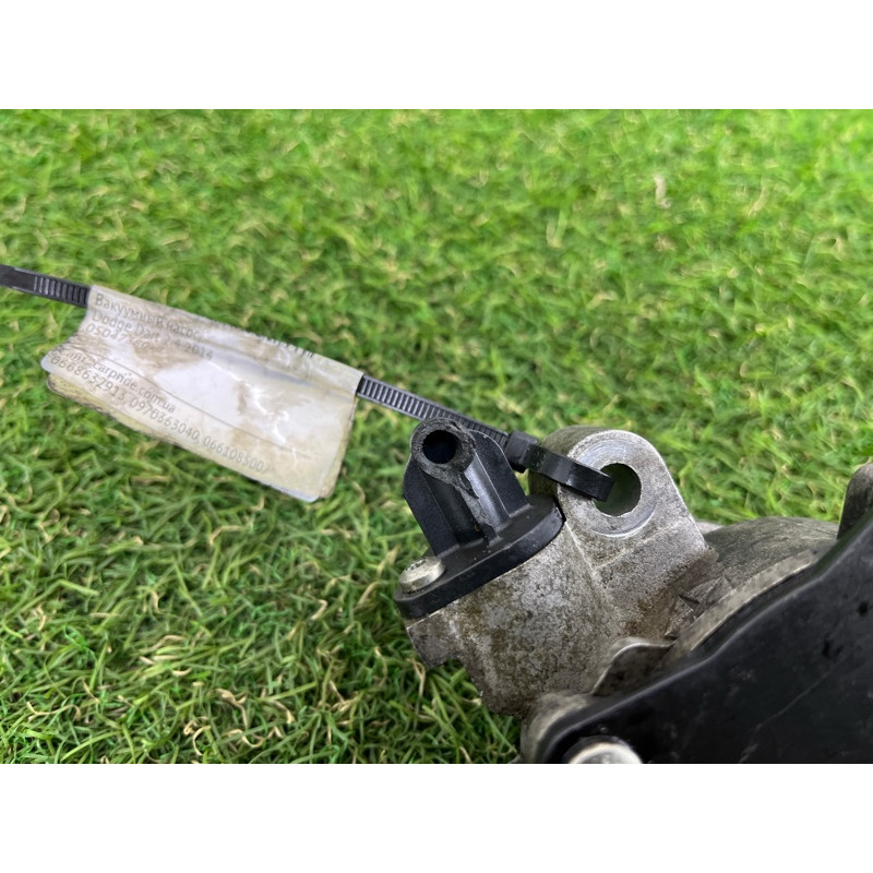 Вакуумный насос (тормозная система) Dodge Dart PF 2014 2.4 05047380ad