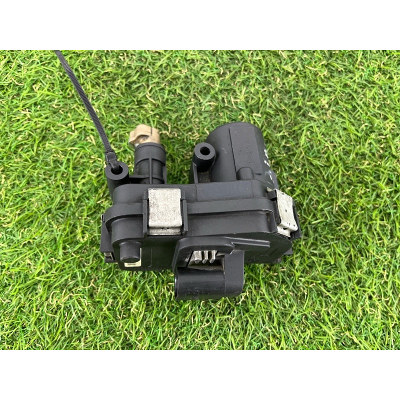 Заслонка (двигатель и элементы) Opel Insignia A 2009 2.0 DTH 55566258