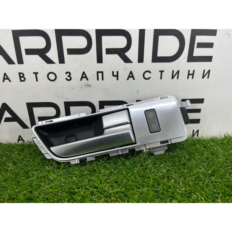 Ручка двери внутренняя (салон) Land Rover Discovery L319 ah2214017aa