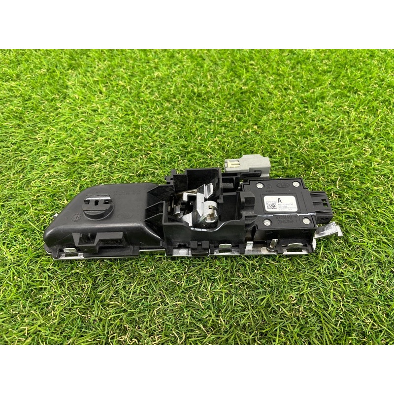 Ручка двери внутренняя (салон) Land Rover Discovery L319 ah2214017aa