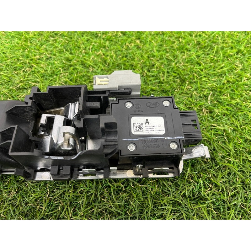 Ручка двери внутренняя (салон) Land Rover Discovery L319 ah2214017aa