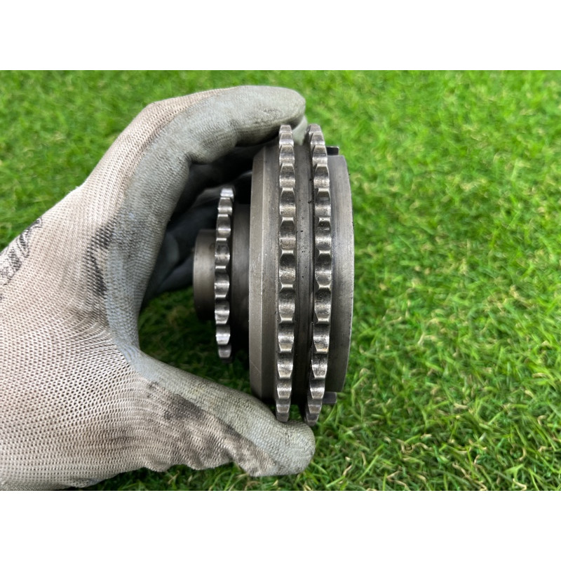 Звезда (двигатель и элементы) BMW 5-series E39 2001 M47D20 13522247566