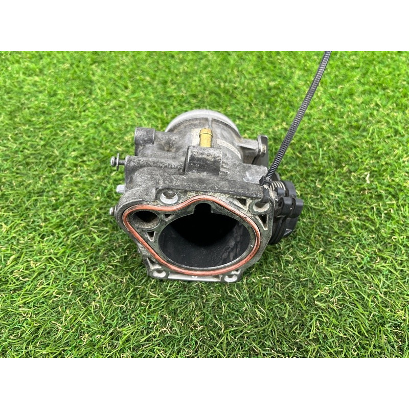 Дроссельная заслонка (электрика двигателя) BMW 3-series E46 1998 M43b18 13541432059