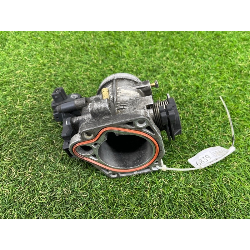 Дроссельная заслонка (электрика двигателя) BMW 3-series E46 M43b18 13541432059