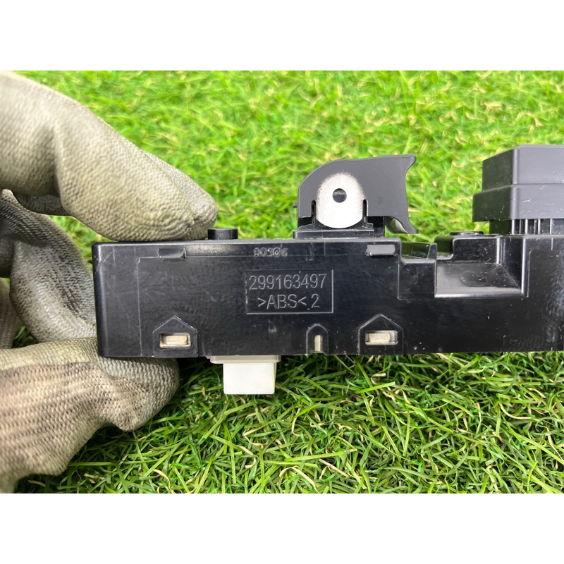 Кнопка стеклоподъемника (электрика / кнопки) Hyundai Ioniq AE 2019 Electro 93580G20004X