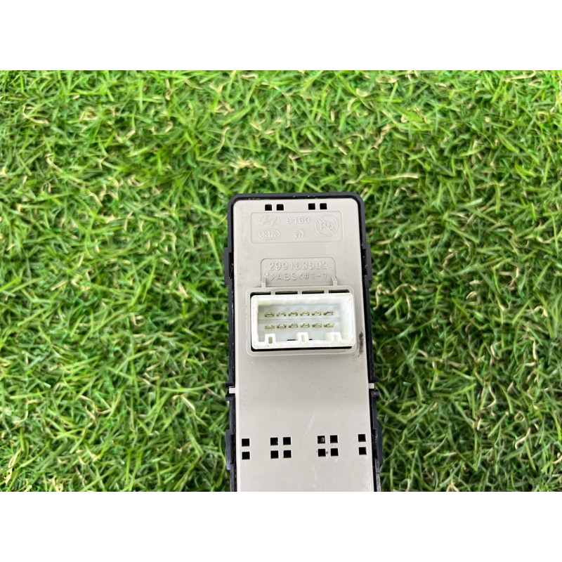 Кнопка стеклоподъемника (электрика / кнопки) Hyundai Ioniq AE 2019 Electro 93580G20004X