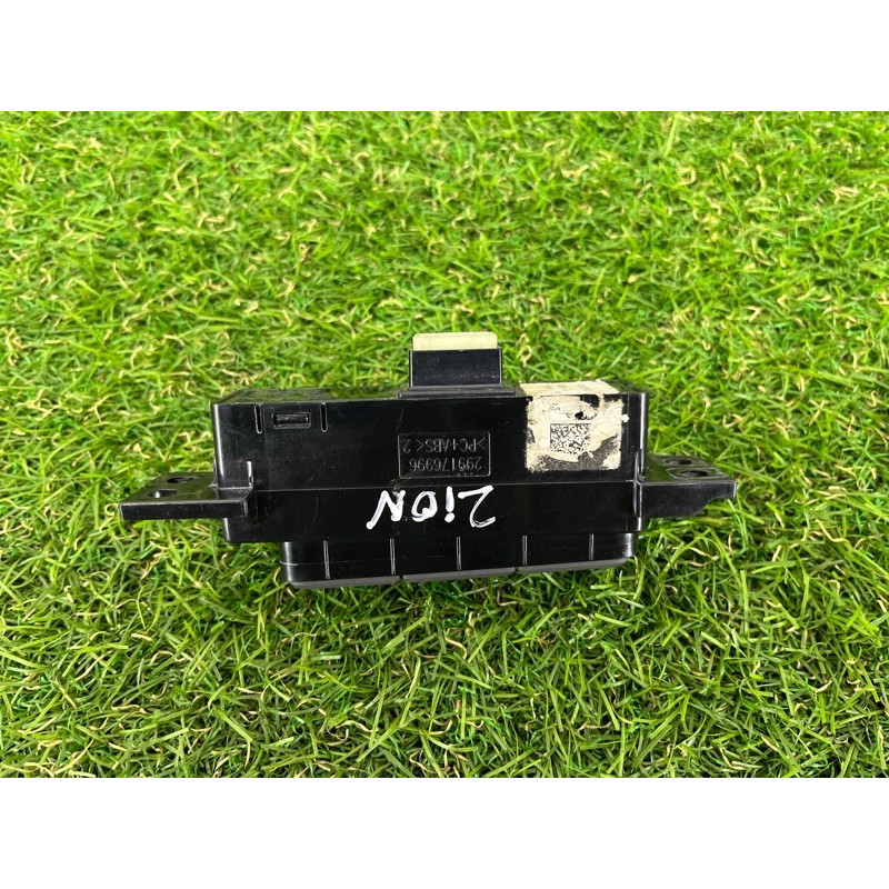 Блок кнопок (электрика / кнопки) Hyundai Ioniq AE 2019 Electro 93555G7000T9Y