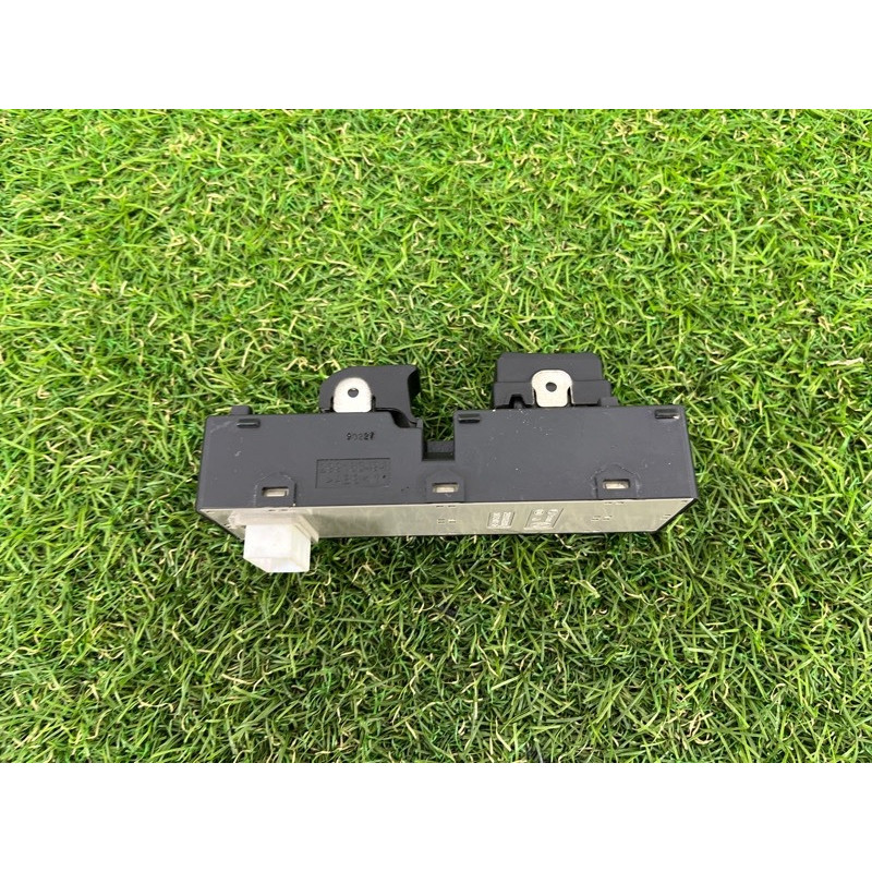 Кнопка стеклоподъемника (электрика / кнопки) Hyundai Ioniq AE 2019 Electro 93575G20004X