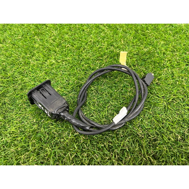 Разьем USB (электрика) Jeep Cherokee KL 2014 2.4 68145140ac