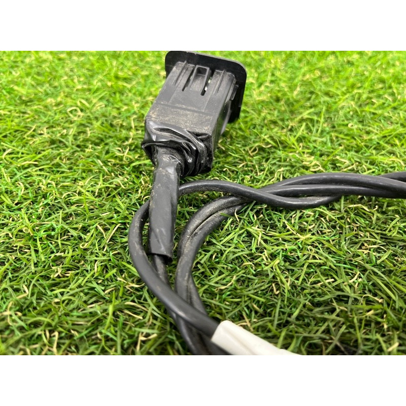 Разьем USB (электрика) Jeep Cherokee KL 2014 2.4 68145140ac