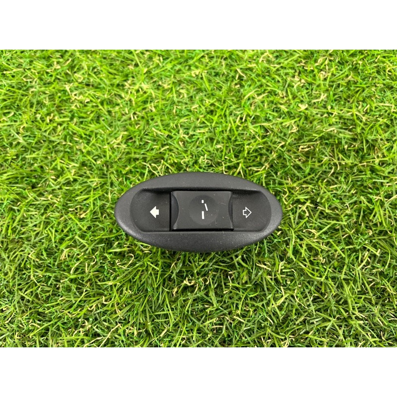 Кнопка сдвижной крышки люка (электрика / кнопки) Mini Cooper R53 S R53 2006 1.6 61316918396