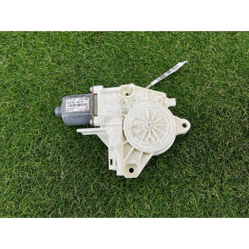 Мотор стеклоподъемника (электрика) Volkswagen Golf 1K 2.5 1k3837401s