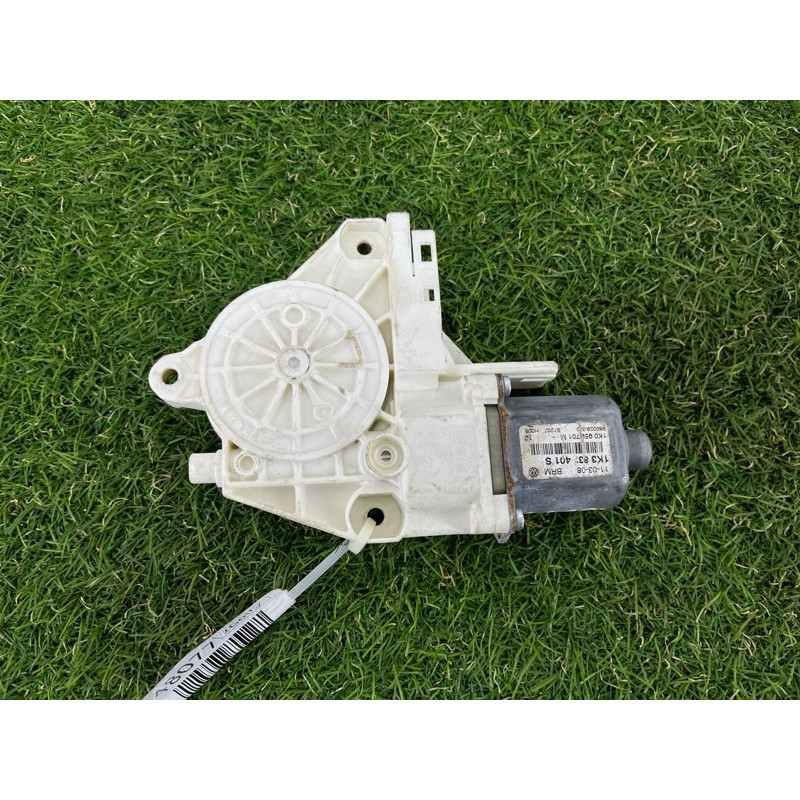 Мотор стеклоподъемника (электрика) Volkswagen Golf 1K 2.5 1k3837401s