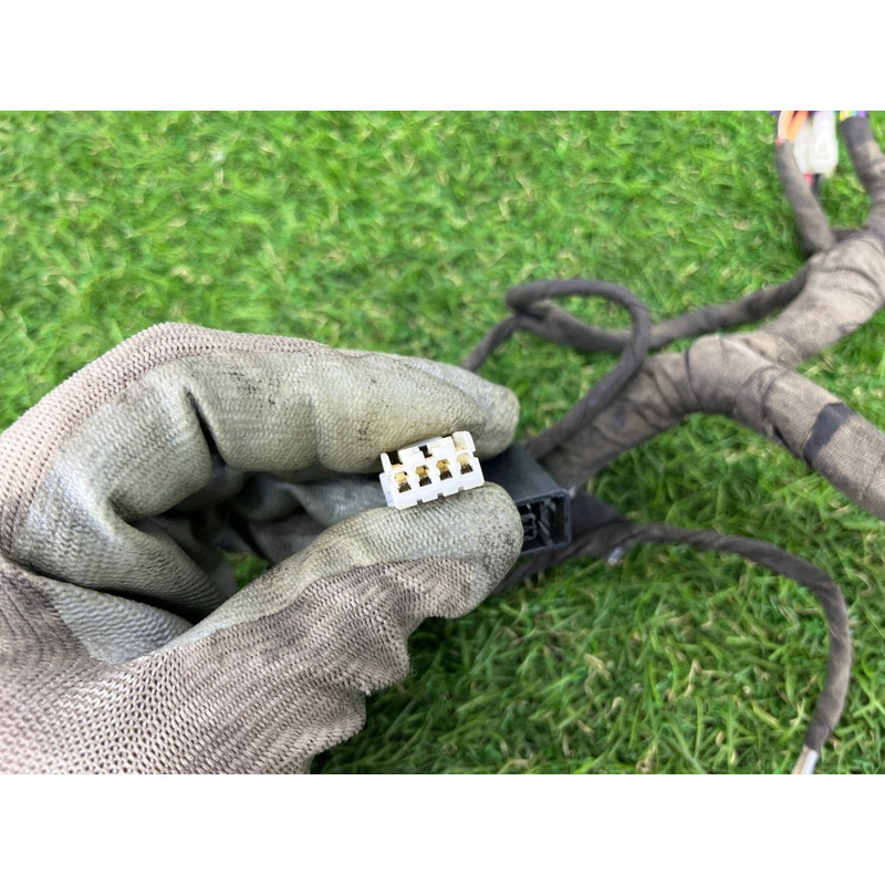 Проводка дверная (электрика) Dodge Durango WD 2015 5.7 HEMi 68136752ag