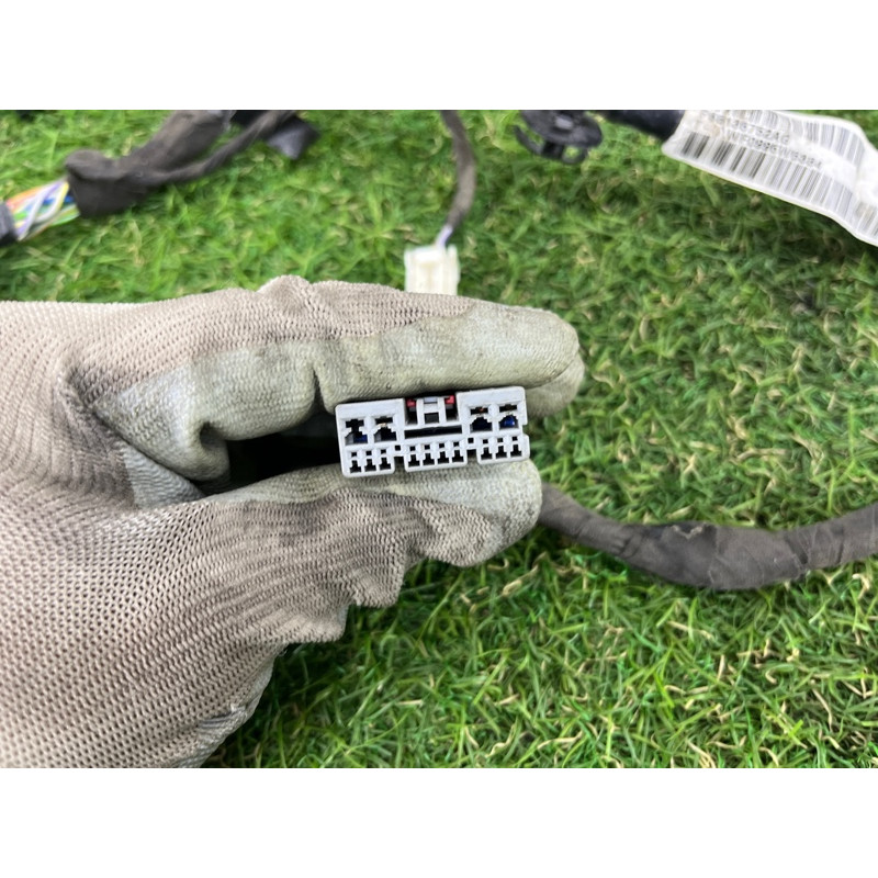 Проводка дверная (электрика) Dodge Durango WD 2015 5.7 HEMi 68136752ag