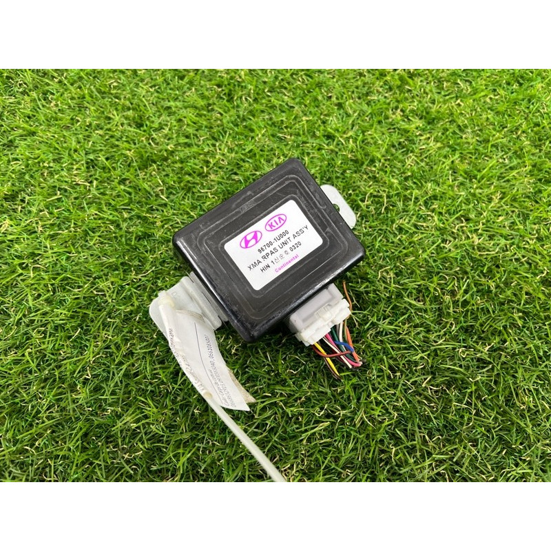 Блок управления парктрониками (электрика / блок управления) KIA Sorento UM 2013 2.4 957001u000