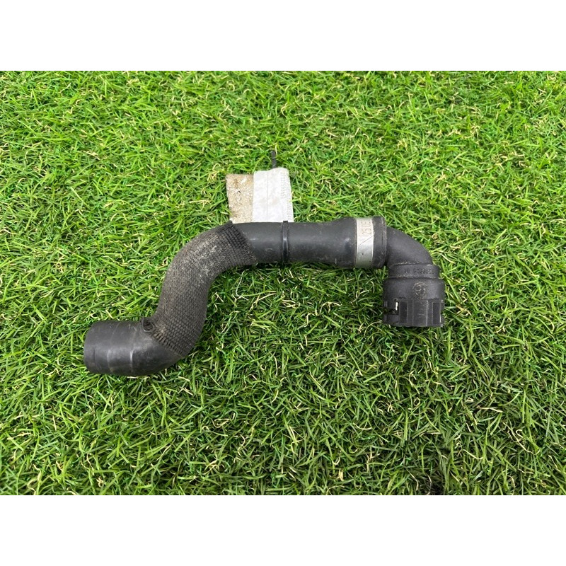 Патрубок (система охлаждения) BMW 5-series F10 2013 N63B44 17127592652