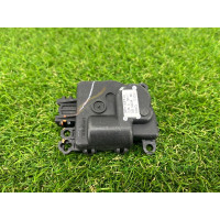 Привод заслонки отопителя