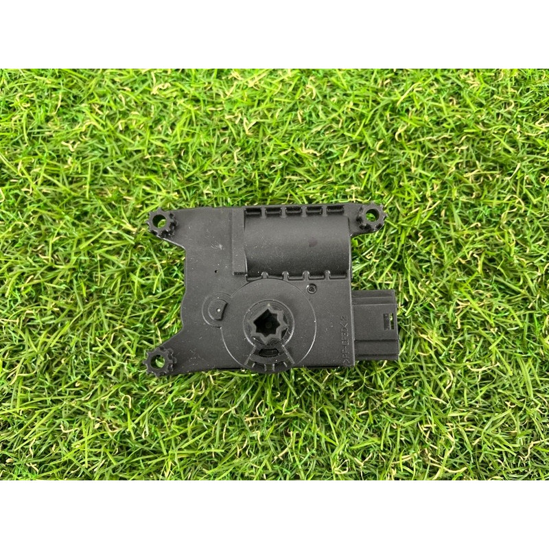 Привод заслонки отопителя (отопление и кондиционирование) FORD Mustang MK6 2017 2.3 fr3b19e616bb