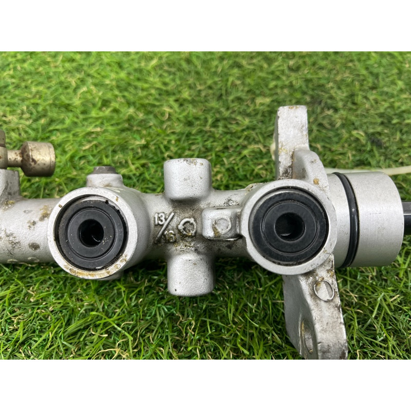 Главный тормозной цилиндр (тормозная система) Mazda 6 GG 2007 2.0 RF7J