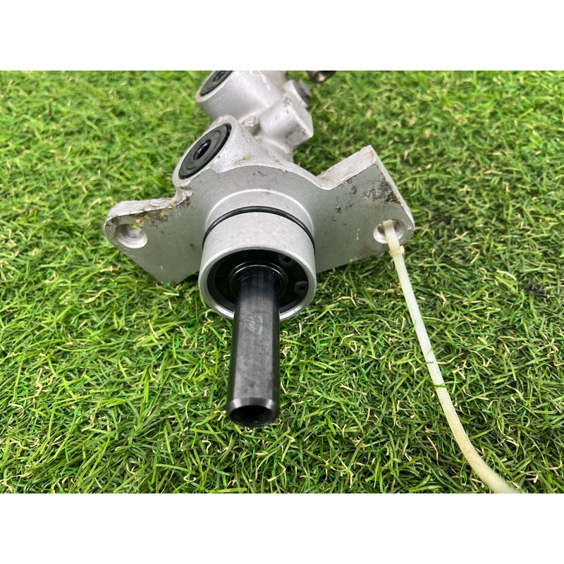 Главный тормозной цилиндр (тормозная система) Mazda 6 GG 2007 2.0 RF7J